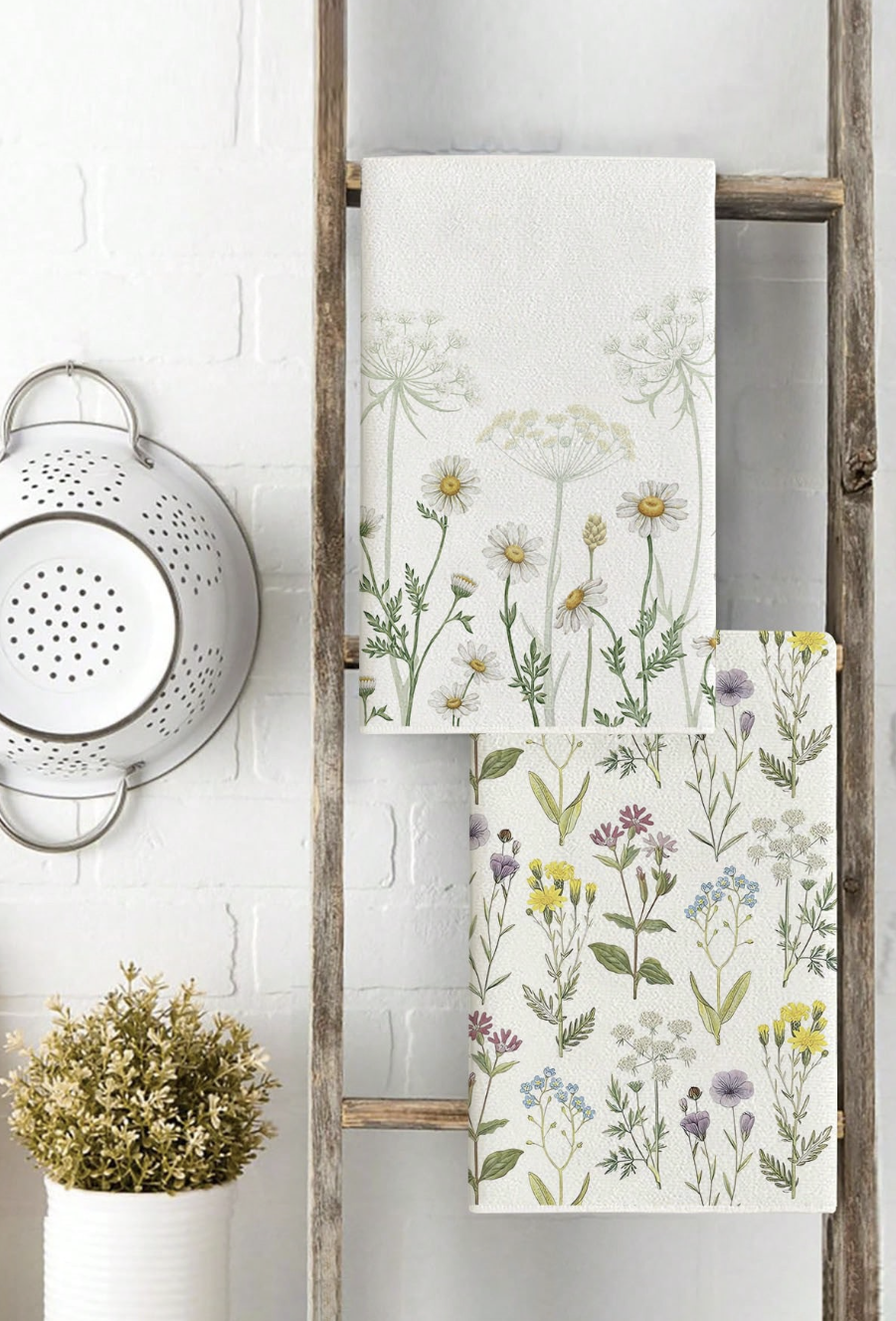 Two coordinating wildflower tea towels with delicate meadow flowers, each measuring 40 by 60 centimetres